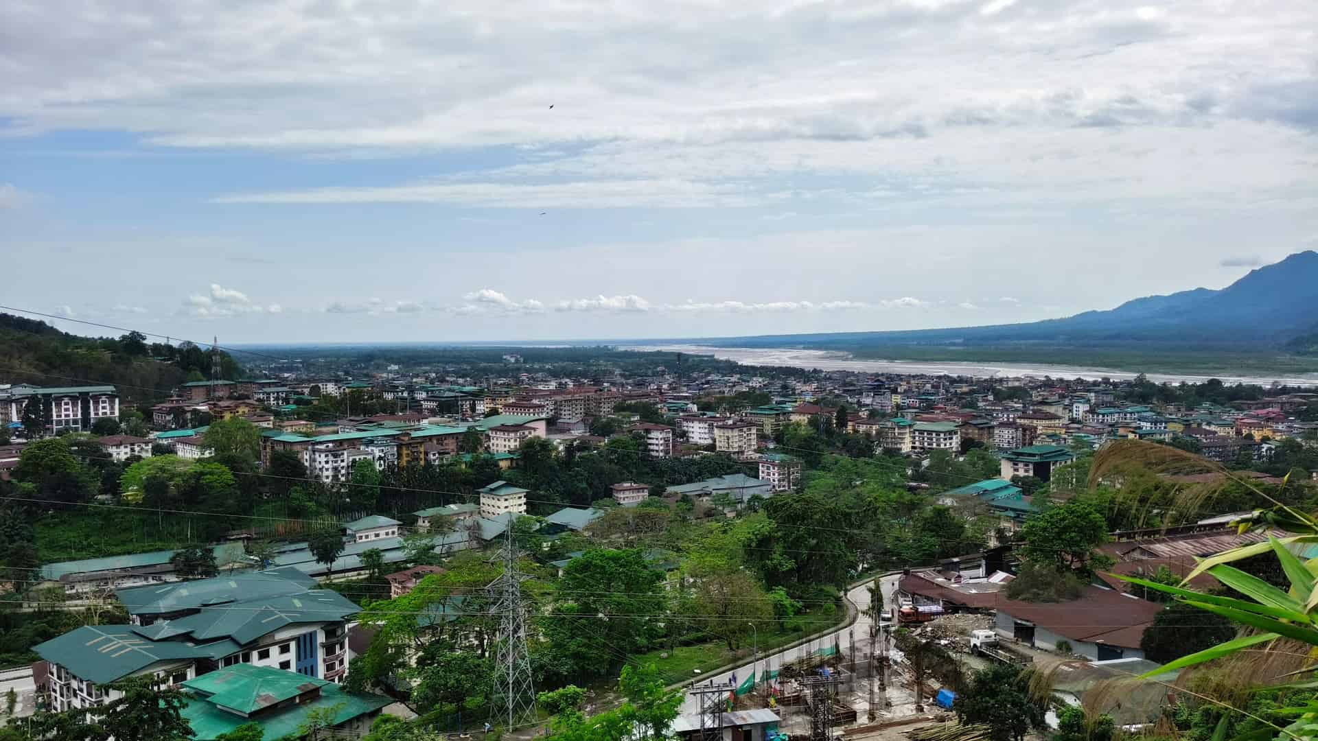 Phuentsholing Housing Crisis Drives Families Over Border
