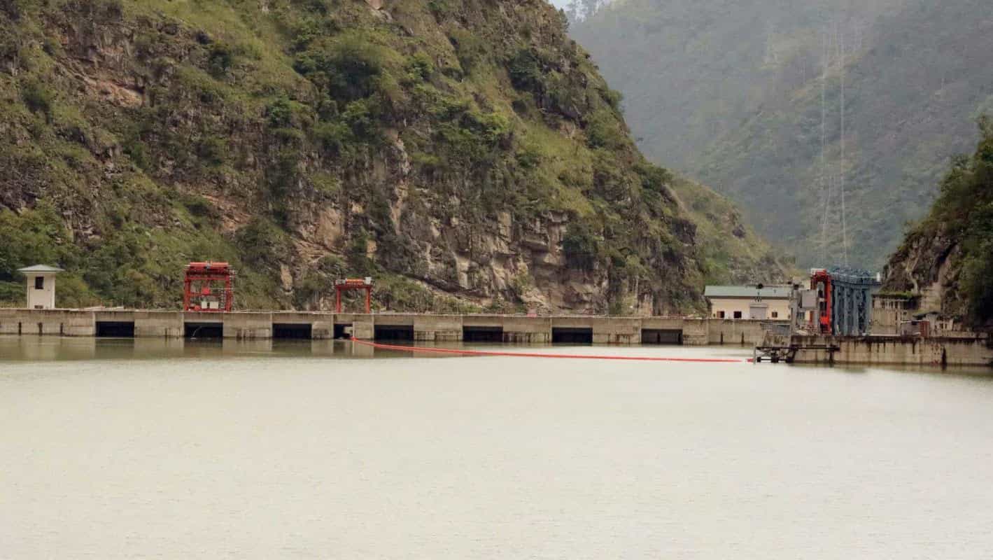 Hydroelectricity Powers Bhutan's Economy to 8.52% Growth