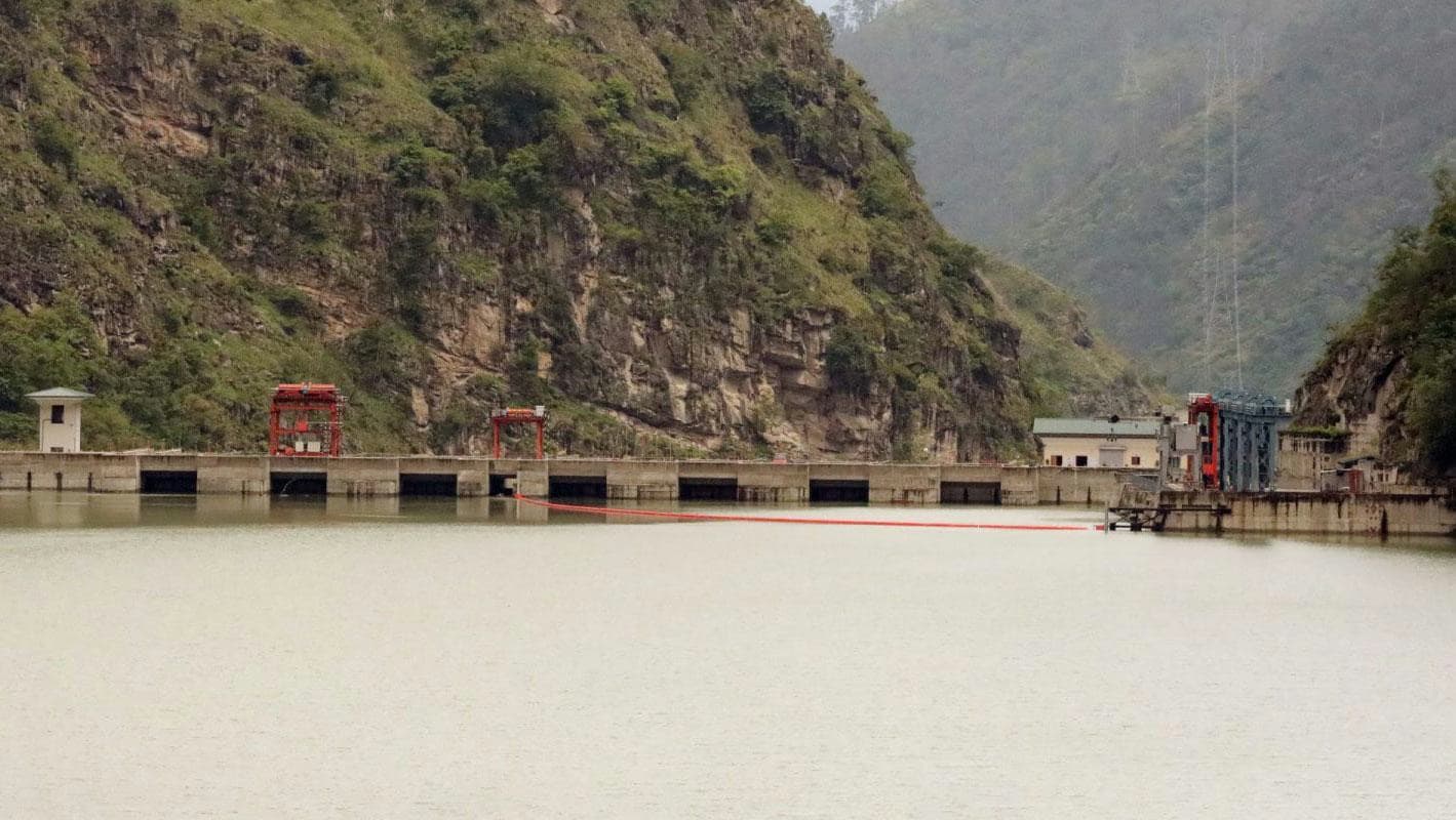 Hydroelectricity Powers Bhutan's Economy to 8.52% Growth