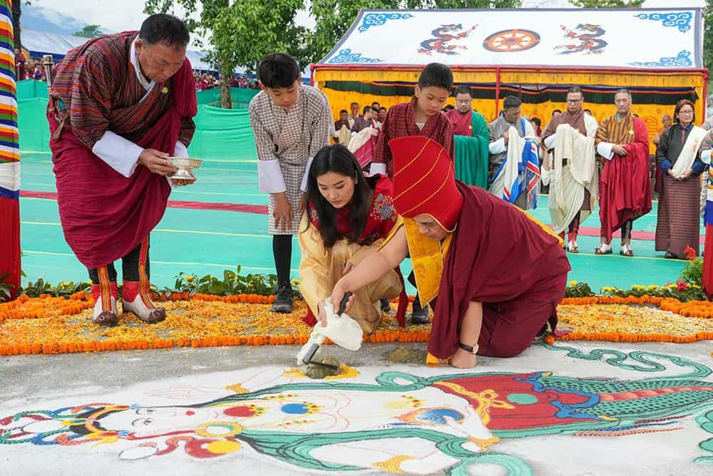 Royal Ceremony Unveils Druk Ugyen Samye Ling
